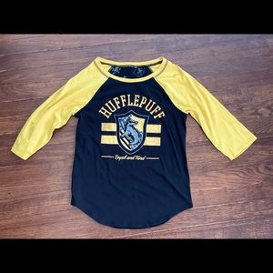 Hufflepuff reversible shirt 3/4 sleeve